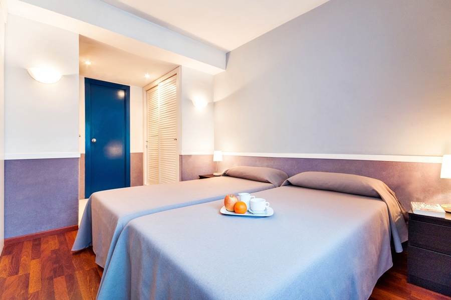 ברצלונה Apartamentos Descartes מראה חיצוני תמונה