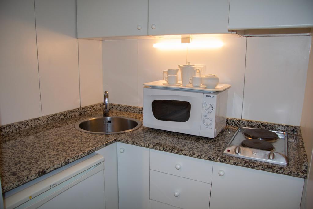 ברצלונה Apartamentos Descartes מראה חיצוני תמונה