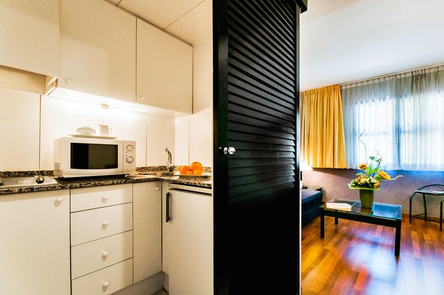 ברצלונה Apartamentos Descartes מראה חיצוני תמונה