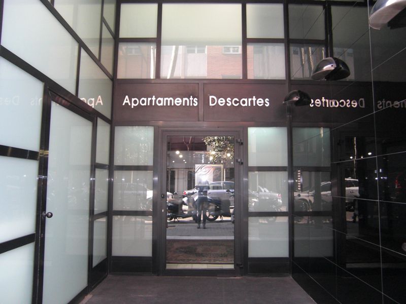 ברצלונה Apartamentos Descartes מראה חיצוני תמונה